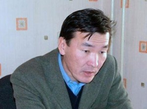 527-1346118934ganbaatar1