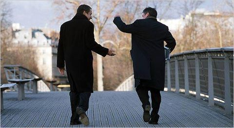 229851_519901068021430_365602065_n