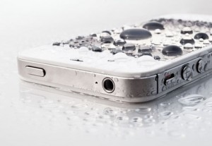 drop-iphone-water-300x207