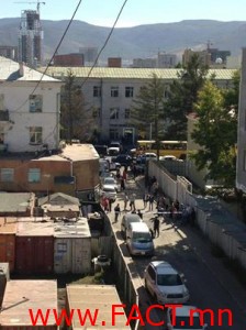 995465_574082279315730_618576421_n