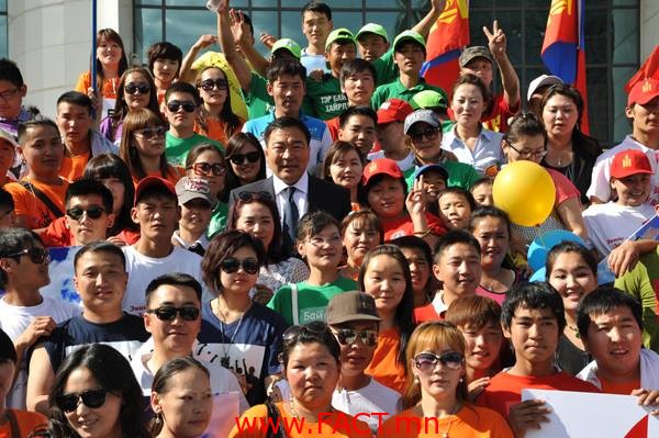 10306867_663533600350351_834643165_n