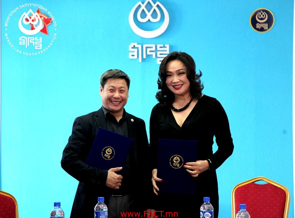 10841573_778669052170506_1009789883_n