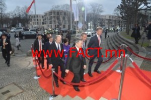 648e6ccc0edc007ad9392c2cca9ff4ab_L