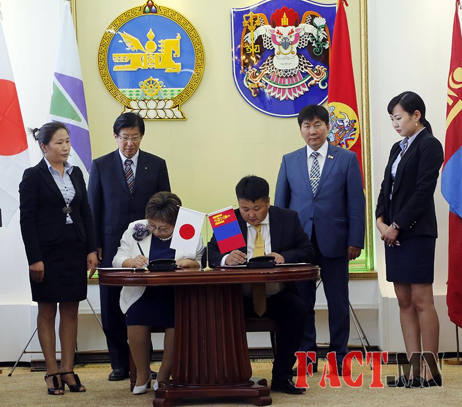 p19ruinl9ui4ufh1ovs157m16in6