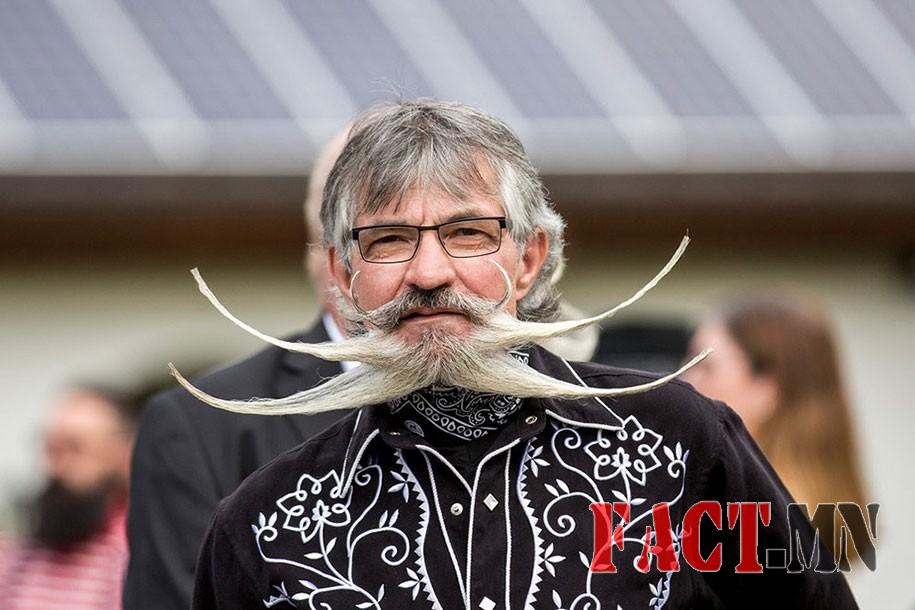 010beard-174156-1175637433