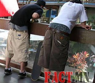 sagging_pants_are_one_of_the_worst_fashion_choices_anyone_has_ever_made_640_01