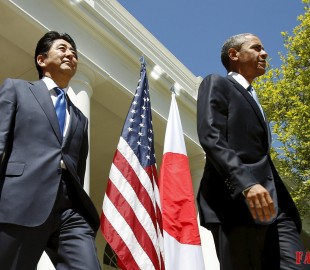 Obama and Shinzo Abe give a joint press conference in Washington