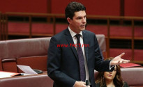 Австрали-улсын-сенатын-гишүүн
