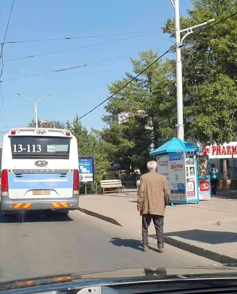 4bd2b518f8cbe6b15a4be5a1913e1c33