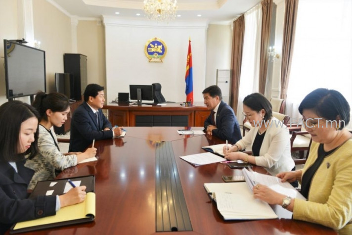 712-15952302755f154b564d42a