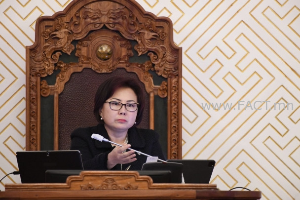 16033439365f911640e30e8