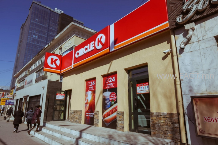 712-1604458520IY8A5116