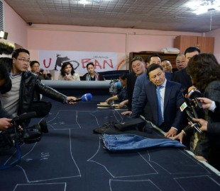 483939_586631858015393_180235537_n