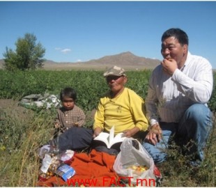 527-1369794156middle