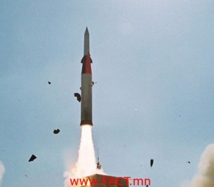 Израилийн ПДХ систем 100 мянган хүнтэй хотд руу нисч явсан пуужинг амдан устгалаа