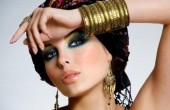 500_1223596321_middle_eastern_woman_is