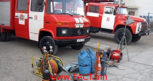 p18eerrs9j4pp13fv2vu1qjotr1