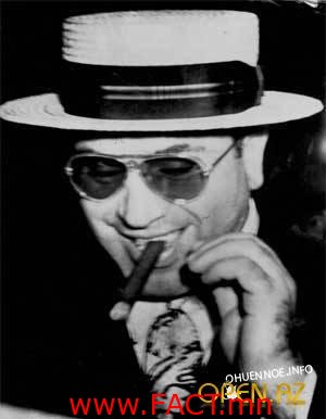 1328344218_1221634367_al_capone