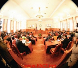 10744949_10152746611301041_1224483317_n1-600x400