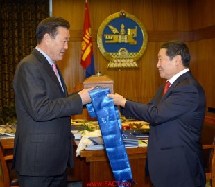 10394035_894136223931620_4463481525309964819_n