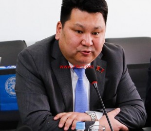 p19hp8f1eaefnirv1kbibqt1u02