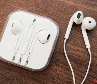 apple_earbuds01