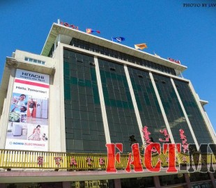 OLYMPUS DIGITAL CAMERA