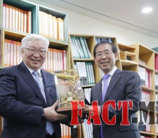 a3c88387fd8a3a0eddb80c2671f6d963-600x399