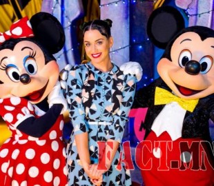 rs_1024x759-140705091214-1024.Katy-Perry-Disney-Land.jl_.070514-600x445