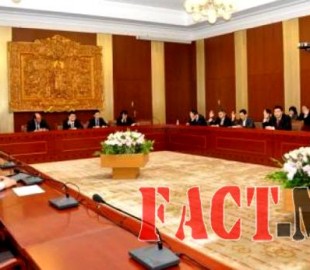 1445225623_10-19-2_700x700