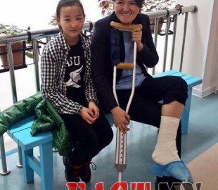 41b9ba3c71c4c2f5original