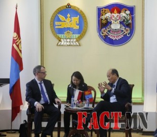 p1a49pbejp1fg8m281kpnaip1gip1