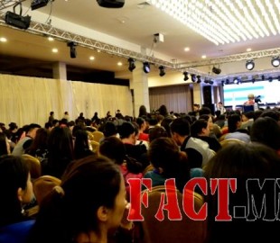 145818418556ea1ff96e9c8