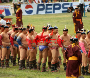 MG-212Wrestlers-Naadam-Filonov-618-pixels