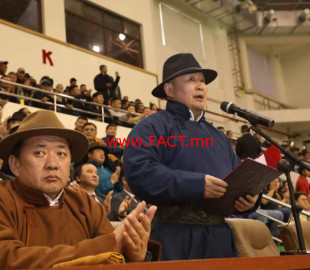 712-15416644066F2FABBC-949A-4FAB-8C03-AD632E8B11FE