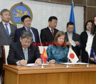 712-15452904185c1b433ed25ba