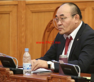 olloo_mn_1540797129_erdenebatan3