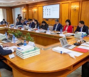 712-1597624299712-15973594258-14-3