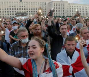 712-15985863835f487ea075518