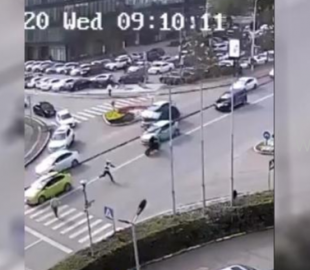 cefa01588140d320bd83d8c42852b5af