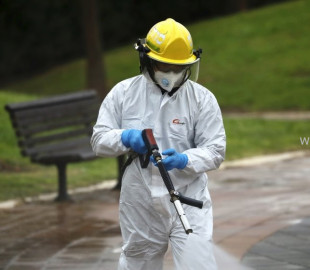 101f3ce225c0c43b4917f93e15524cb83_18