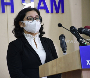 15990170435f4f1053d5b5f