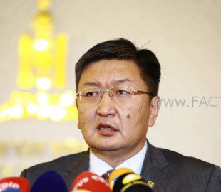 16048418565fa7f180a4ee2