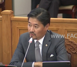 16058362565fb71de04065e