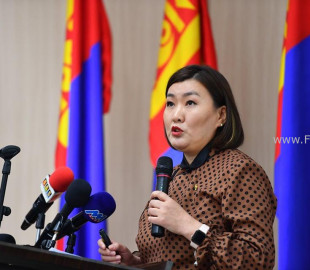 А.Ариунзаяа: 200-аас дээш малтай, хоёроос дээш машин болон байр, хаустай өрхүүдийг хүнс тэжээлийн дэмжлэгээс хасна