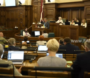 712-166026583862f5a77538521