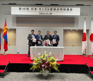 1E4F00E3-8C40-4D59-B5F3-725481FCF6DB