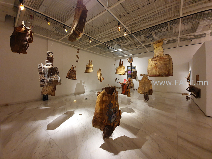 image-b6b27245-31a7-41e1-8497-f75d3b0ec811